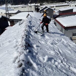 雪下ろし作業