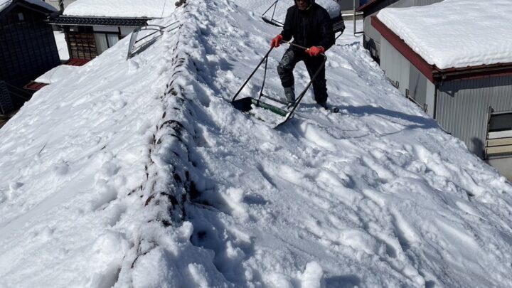 雪下ろし作業